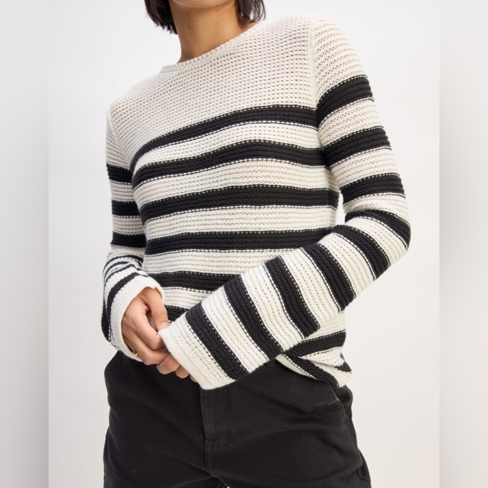 Everlane THE ORGANIC COTTON OPEN-STITCH CREW large - Picture 4 of 16